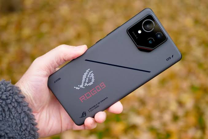 ROG Phone 9 Pro: Gaming Ka King aur Pocket Ka Rockstar”